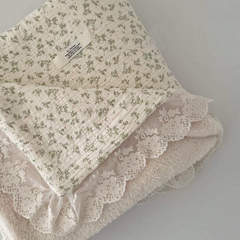 Floral Ruffle Comforter – Cotton Gauze & Soft Fleece Idyllic Pastoral