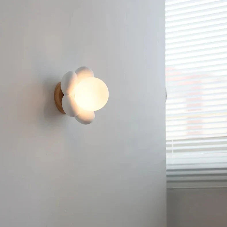Flower Globe LED Wall Light