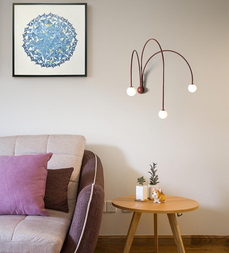 Fountain of Light Metal Wall Lamp
