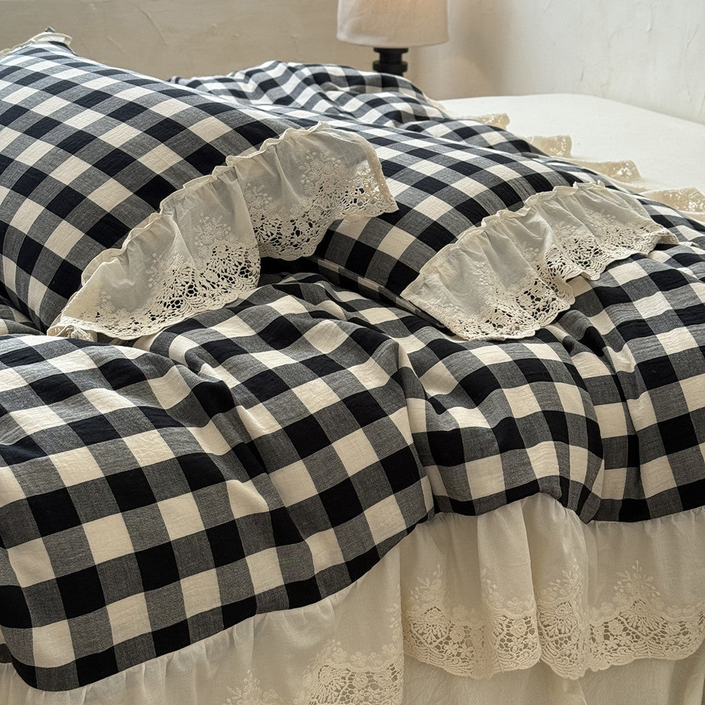 Gingham Cotton Bedding Set with Bed Skirt