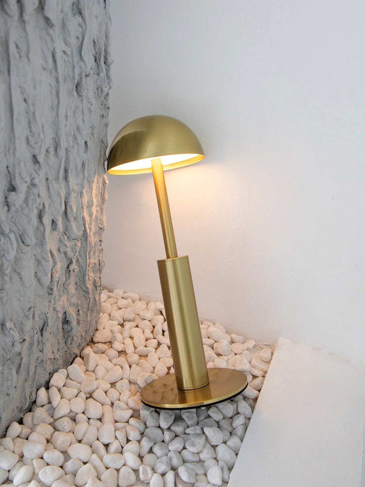 Goldlink Cordless Table Lamp