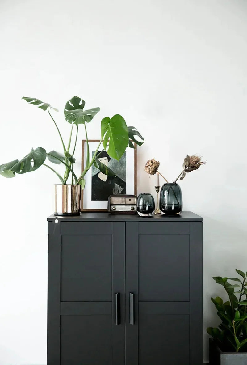 Obsidian Mist Vase