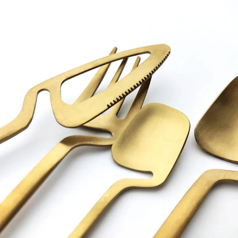 The Contour Cutlery Set