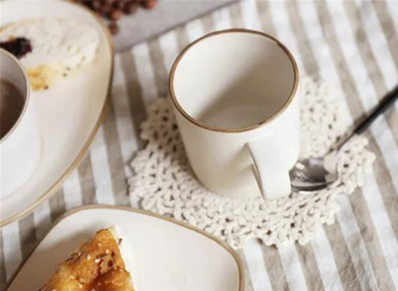 Contour Stoneware Cup & Saucer Set