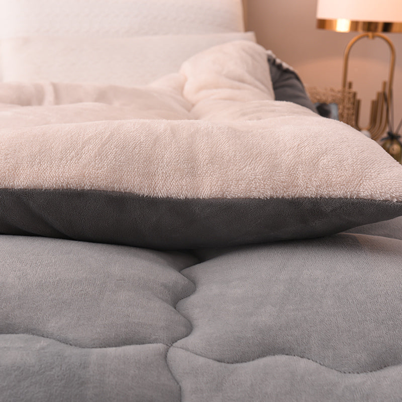 Premium Weighted Sherpa Winter Blanket - Limited Time Offer