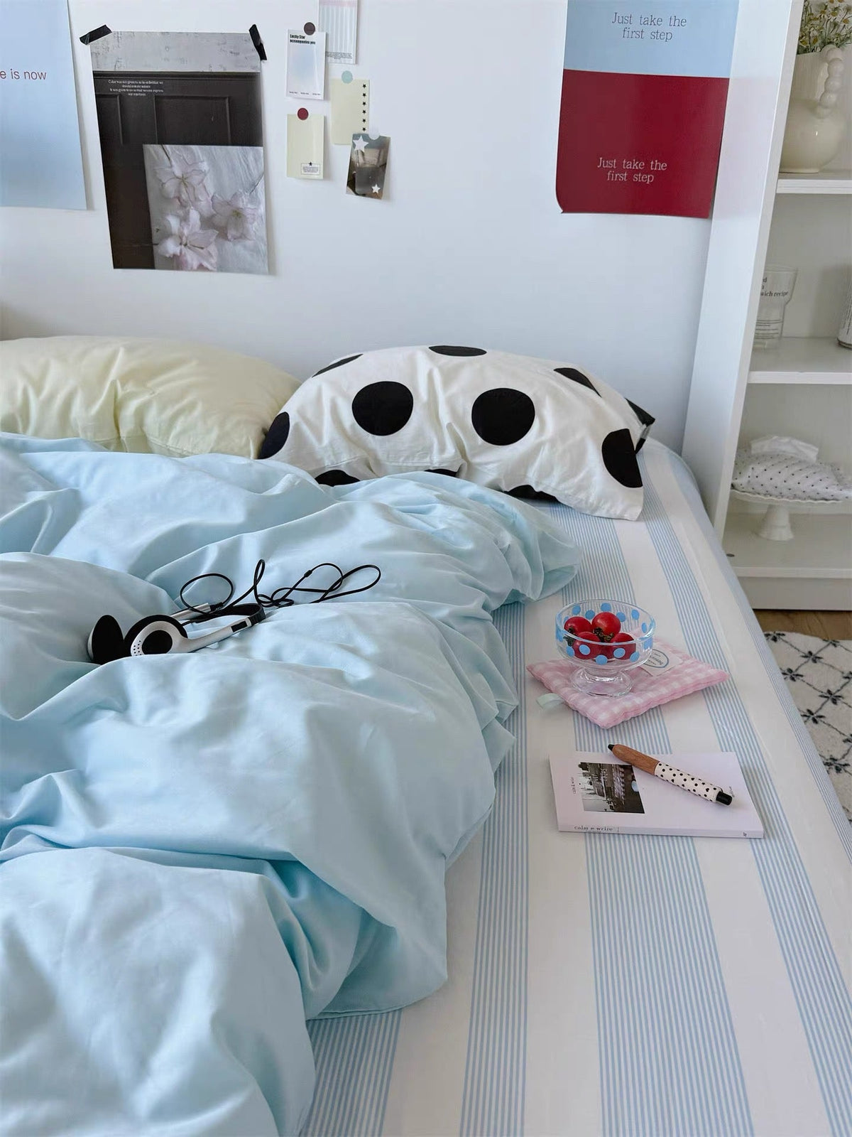 Preppy Polka Dot Bedding Set