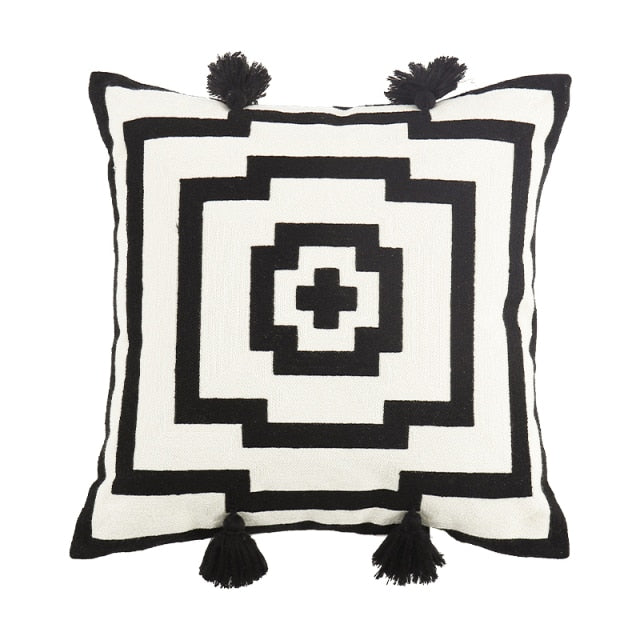 Knitted Floral Jungle Pillowcase Black & White