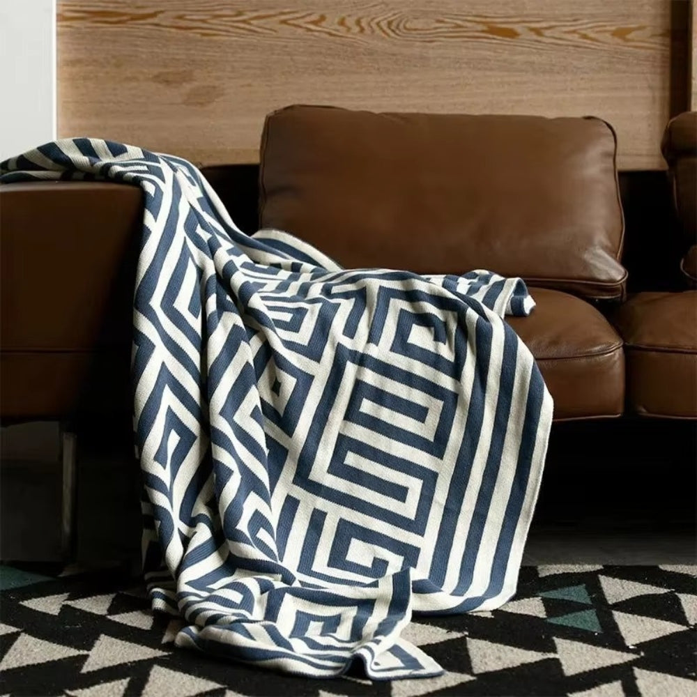 Labyrinthine Geometric Jacquard Throw Blanket Midnight Linea