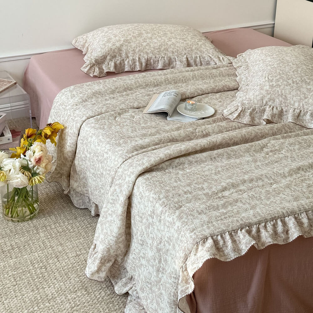 Woodland Muslin Quilt – Ruffle Edge Cotton Bedding