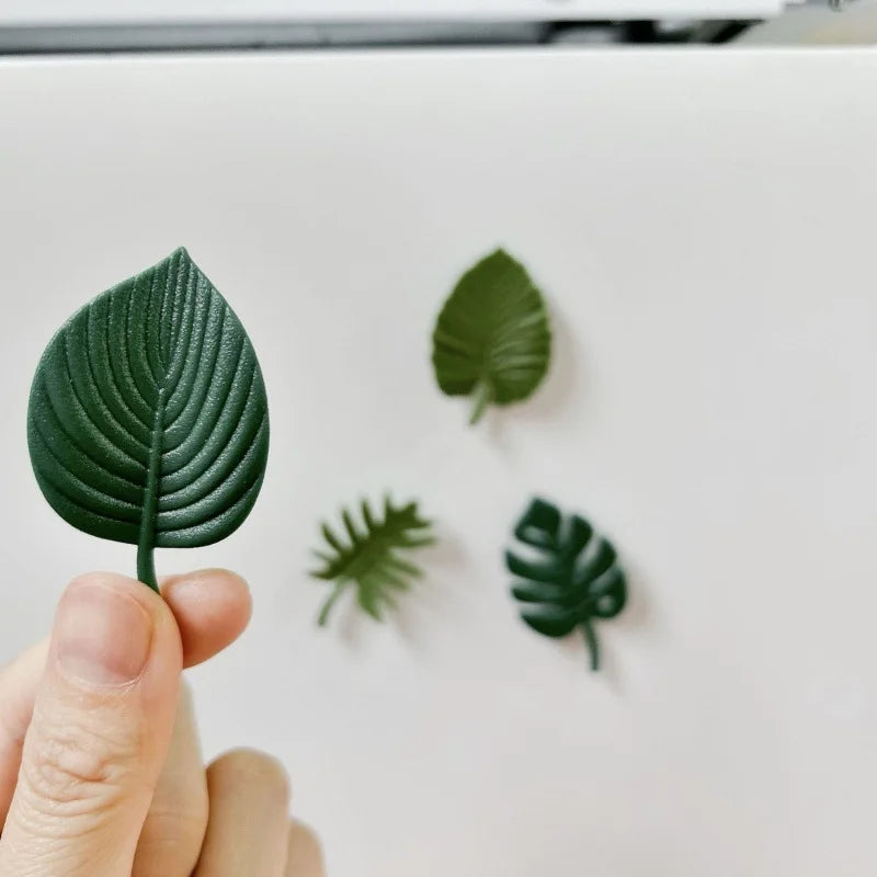 Leaf Decorative Magnet Set