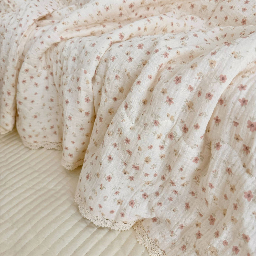 Ditsy Floral Toddler Crib Quilt – Soft Cotton Gauze Bedding