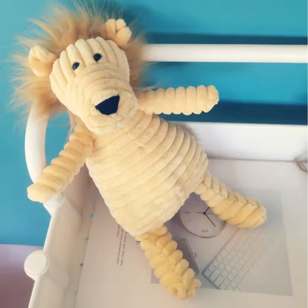 Plush Squeaky Lion Dog Toy – Soft Chew Toy for Small & Medium Dogs