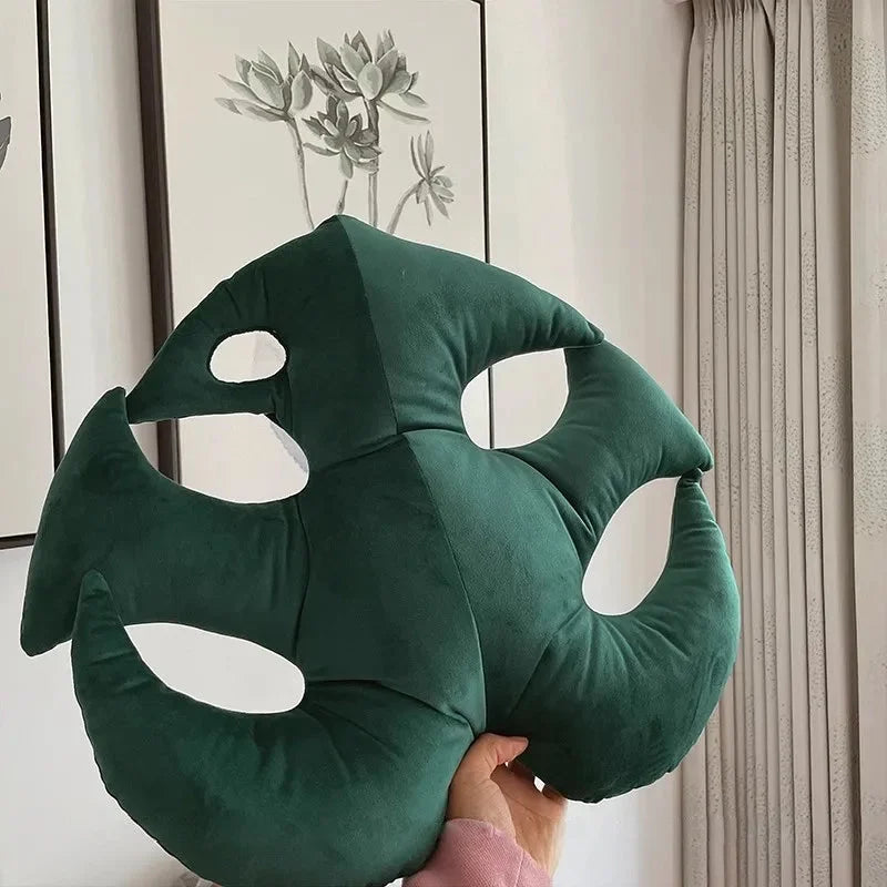 Botanic Bliss Leaf Pillow Monstera Green