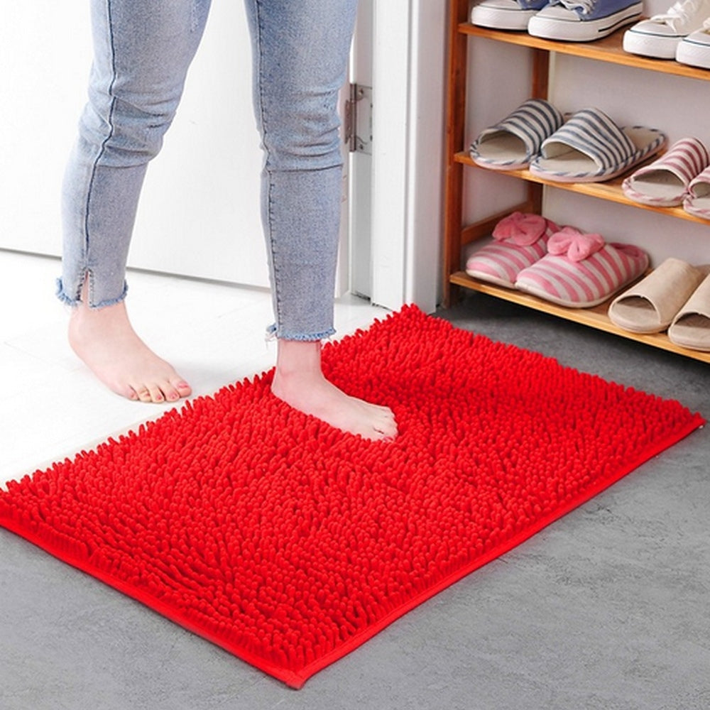 Mavi Soft Chenille Bath Mat Red