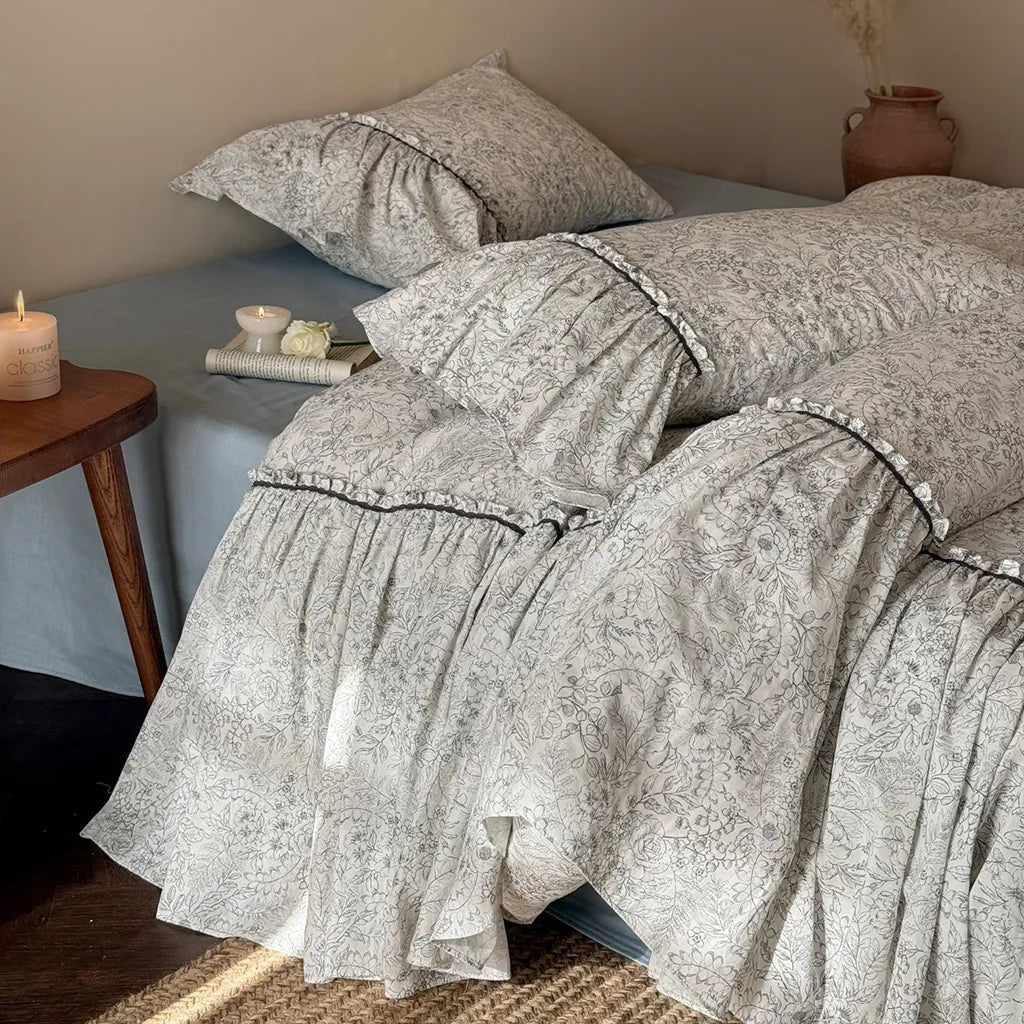 Meadow Floral Bedding Set