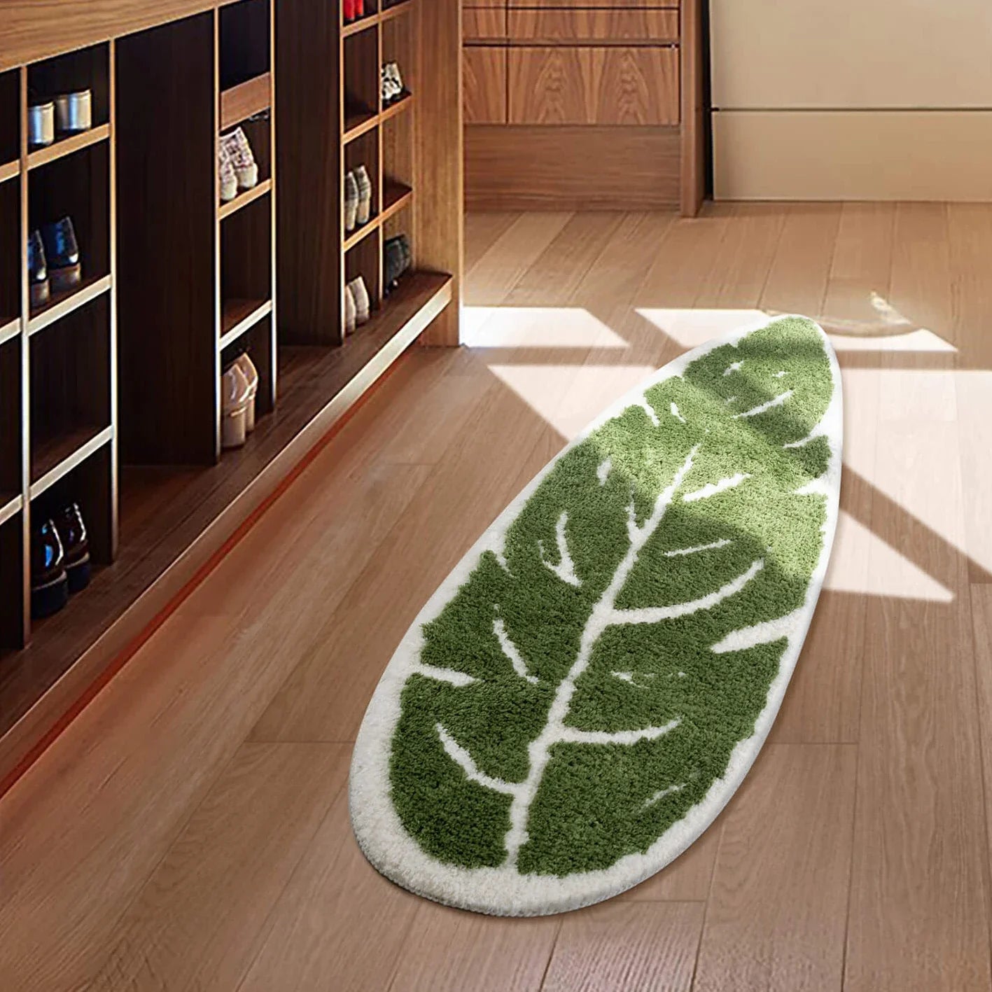 Monstera In White Bath Mat