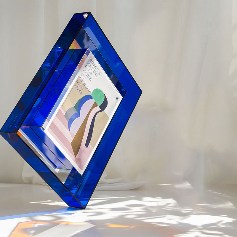 Neon Dreams Chameleon Picture Frame Blue