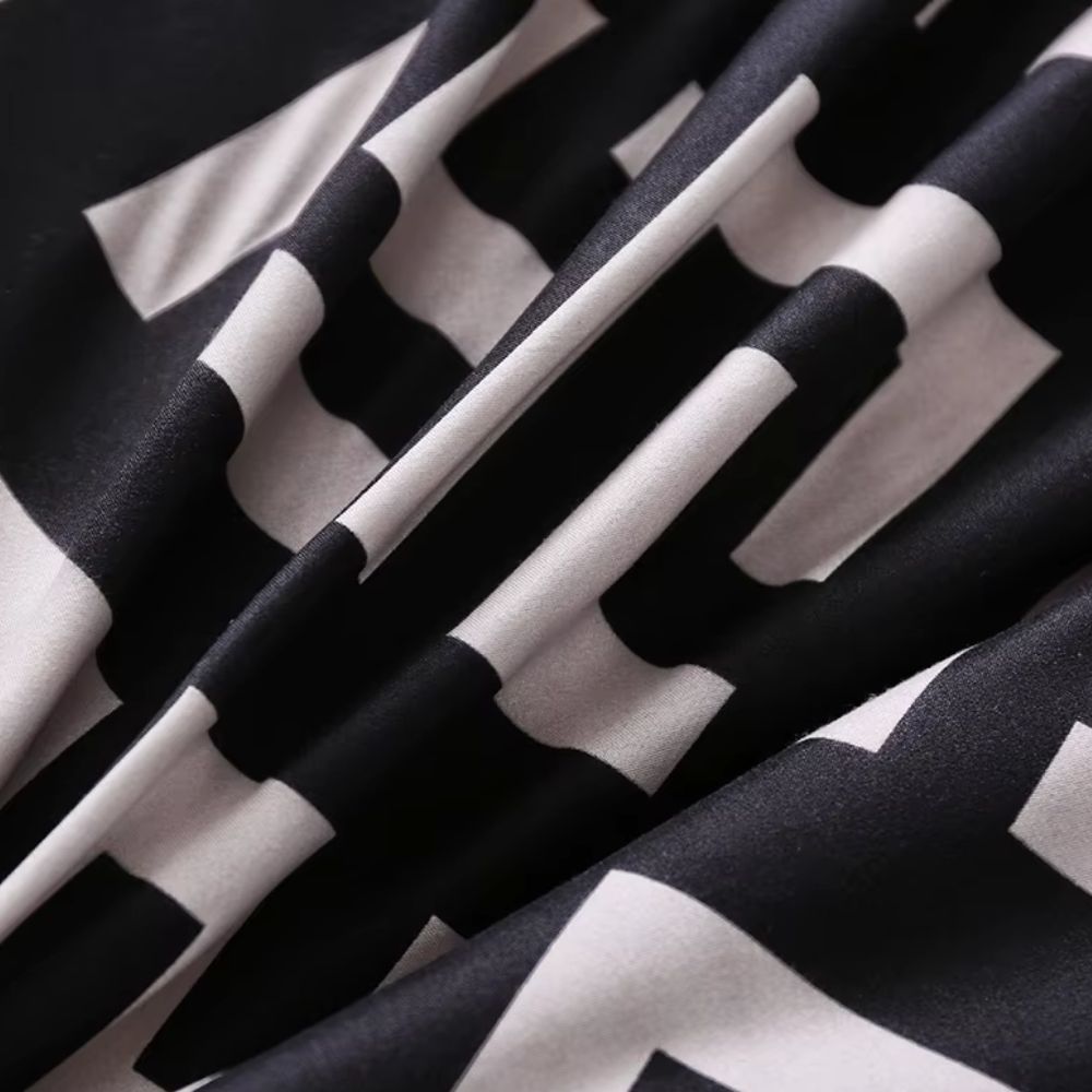 Noir Enigma Duvet Cover Set | 3pcs Duvet Cover Set