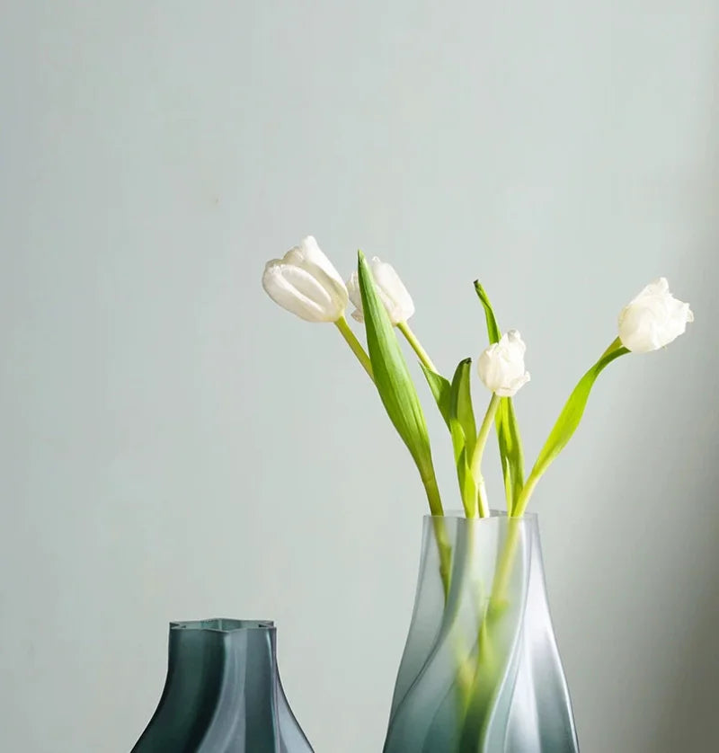 Aurora Ombre Wave Vase