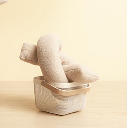 Optic & Shape Minimalist Pillow Cushions Knotted