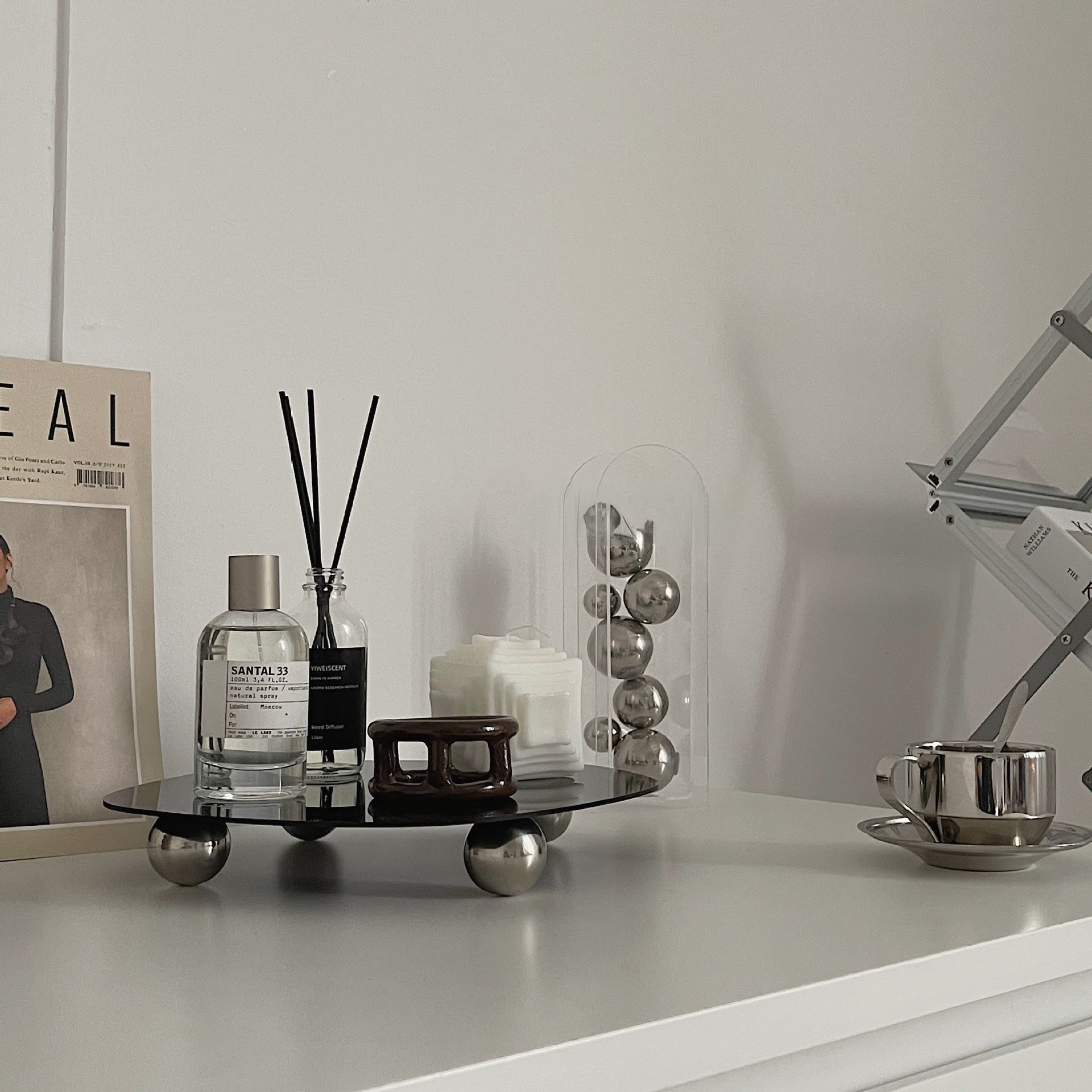 Pebbles Mirror Tray