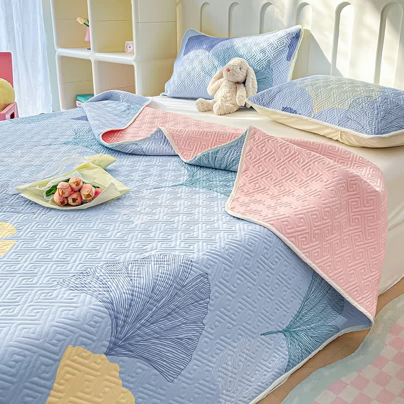 Playful Cotton Bedspread - Non-Slip & Washable