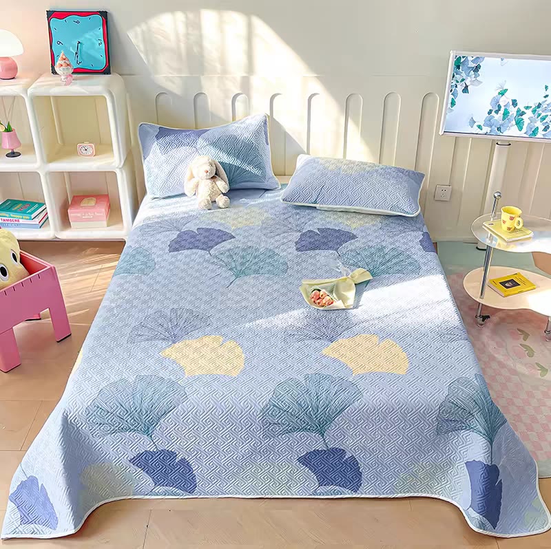Playful Cotton Bedspread - Non-Slip & Washable
