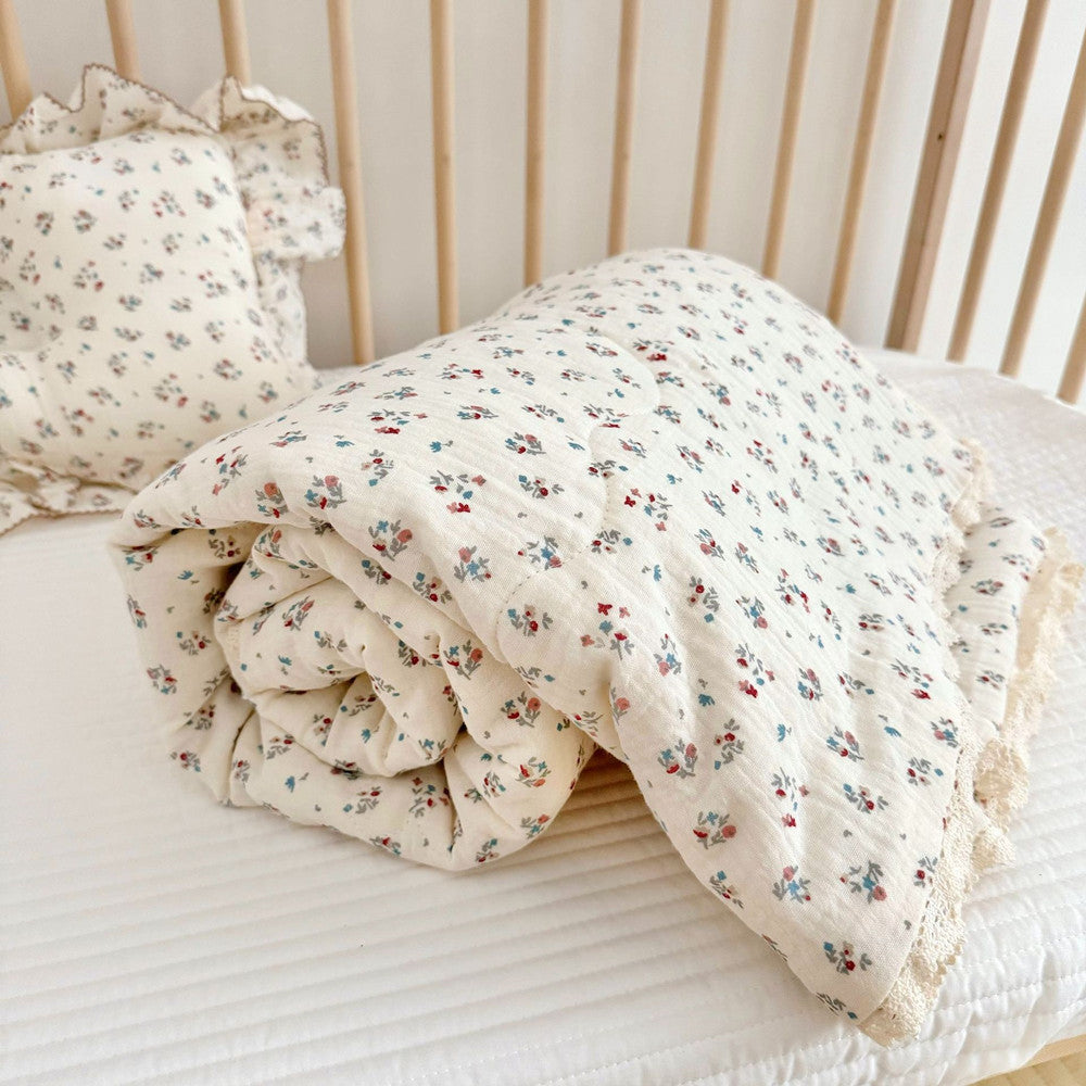 Sprig Floral Toddler Comforter – Cotton Muslin with Lace Trim