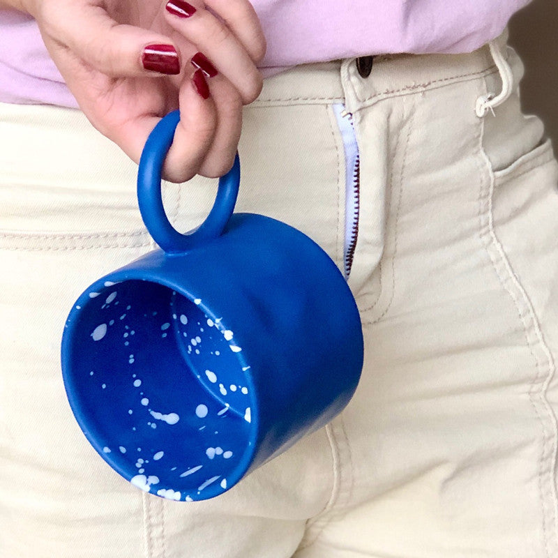 Ring Splash Ceramic Mug Blue White dots