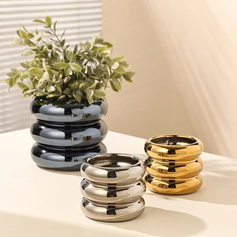 Ripple Ring Glazed Ceramic Vase and Desktop Organizer