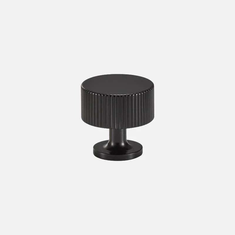 Ripple Texture Brass Knob Black Large