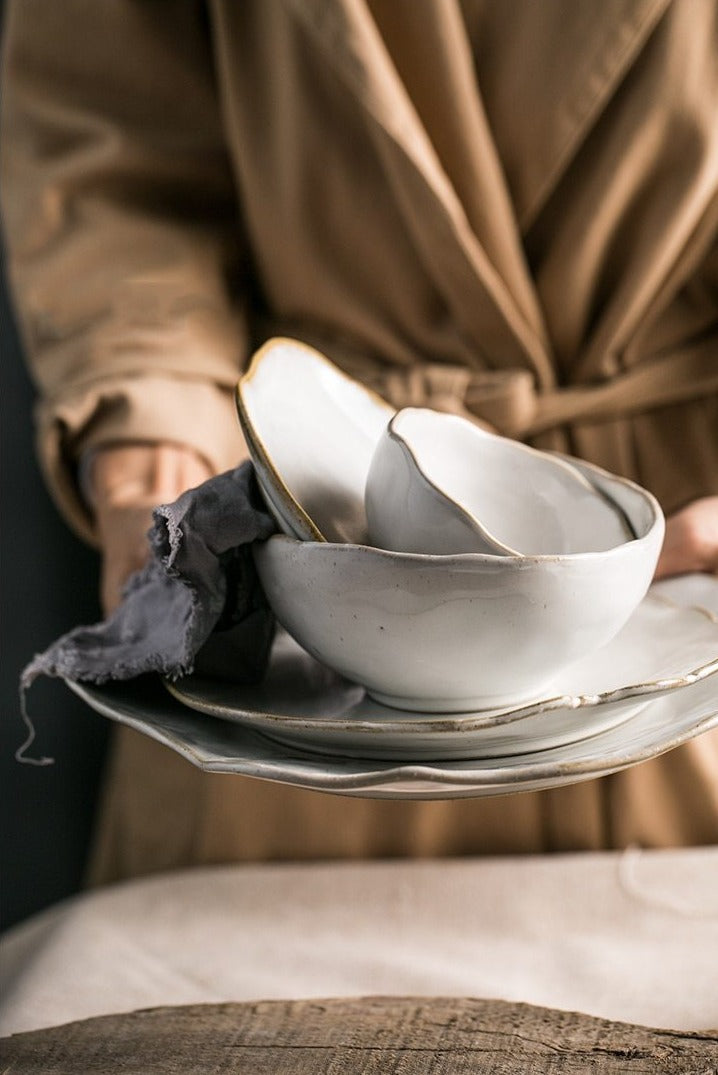 River Pearl Dinnerware