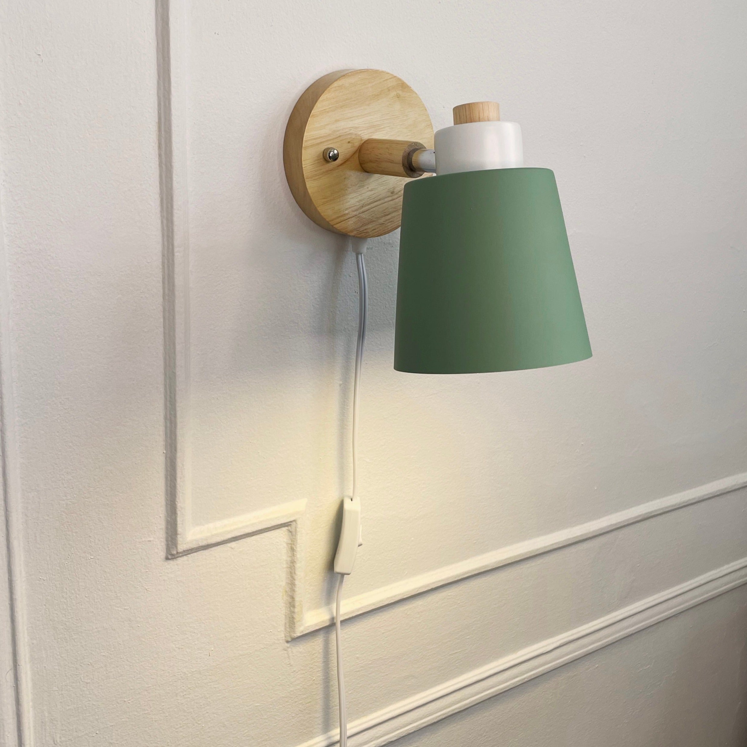 Rotating Reading Lamp with Plug Green