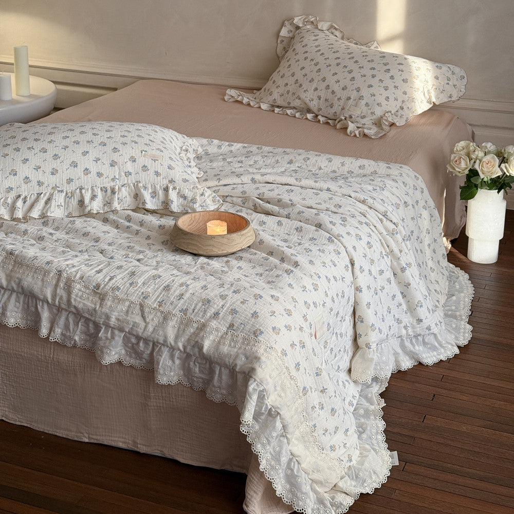 Ruffled Cotton Gauze Comforter – Rose Floral Lightweight Quilt