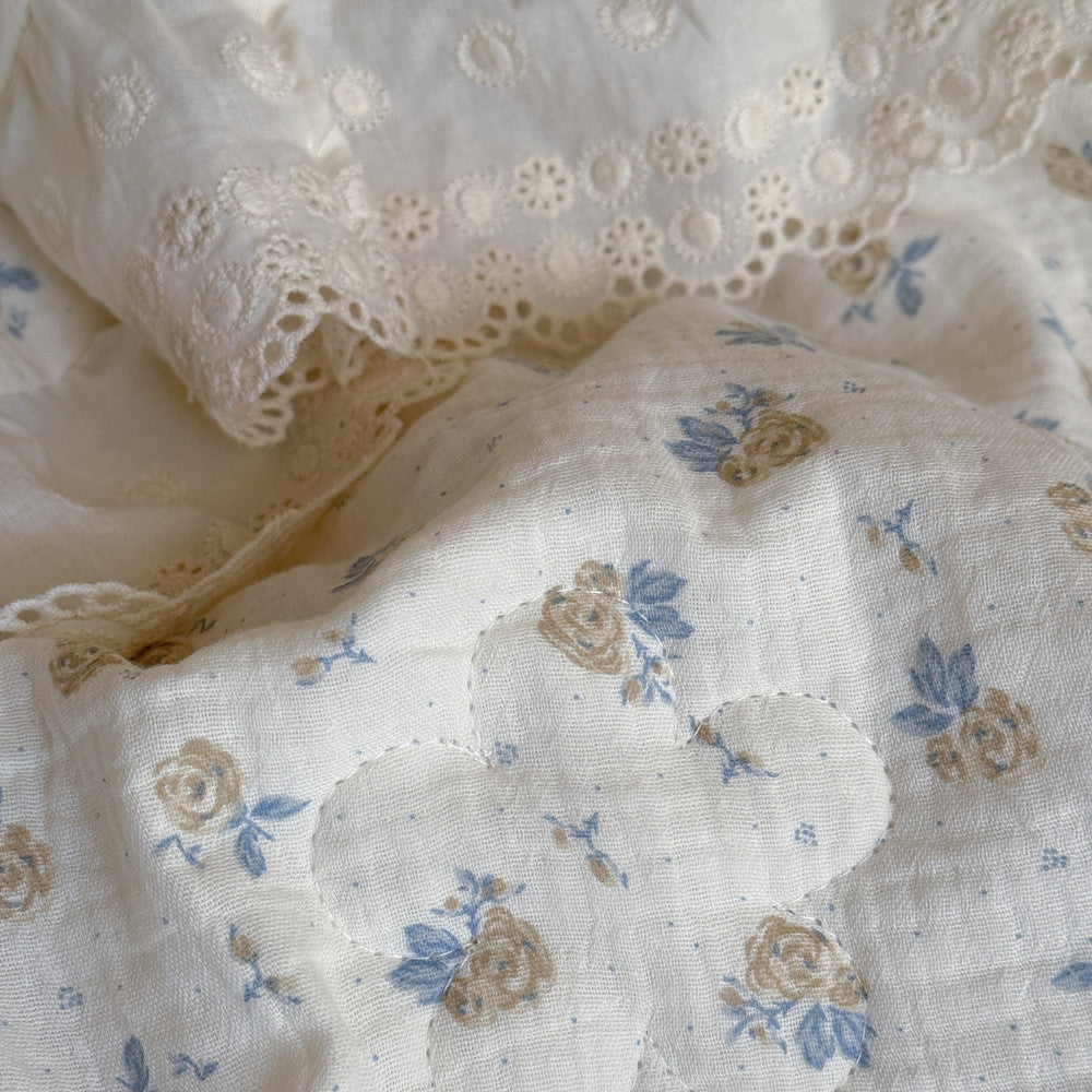 Ruffled Cotton Gauze Comforter – Rose Floral Lightweight Quilt