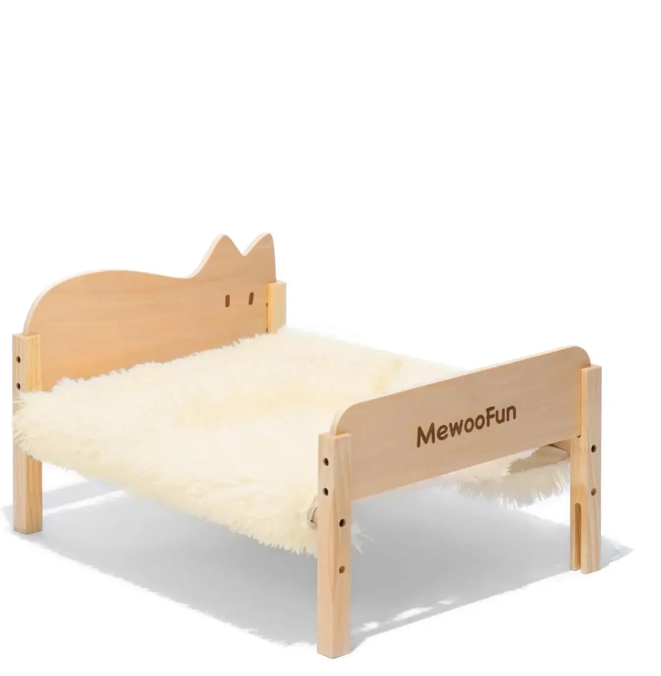 Woodland Cat & Dog Lounge Bed Cream