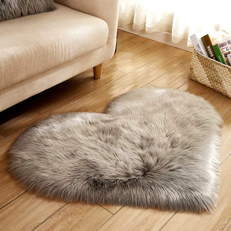 Heart Plush Rug Grey
