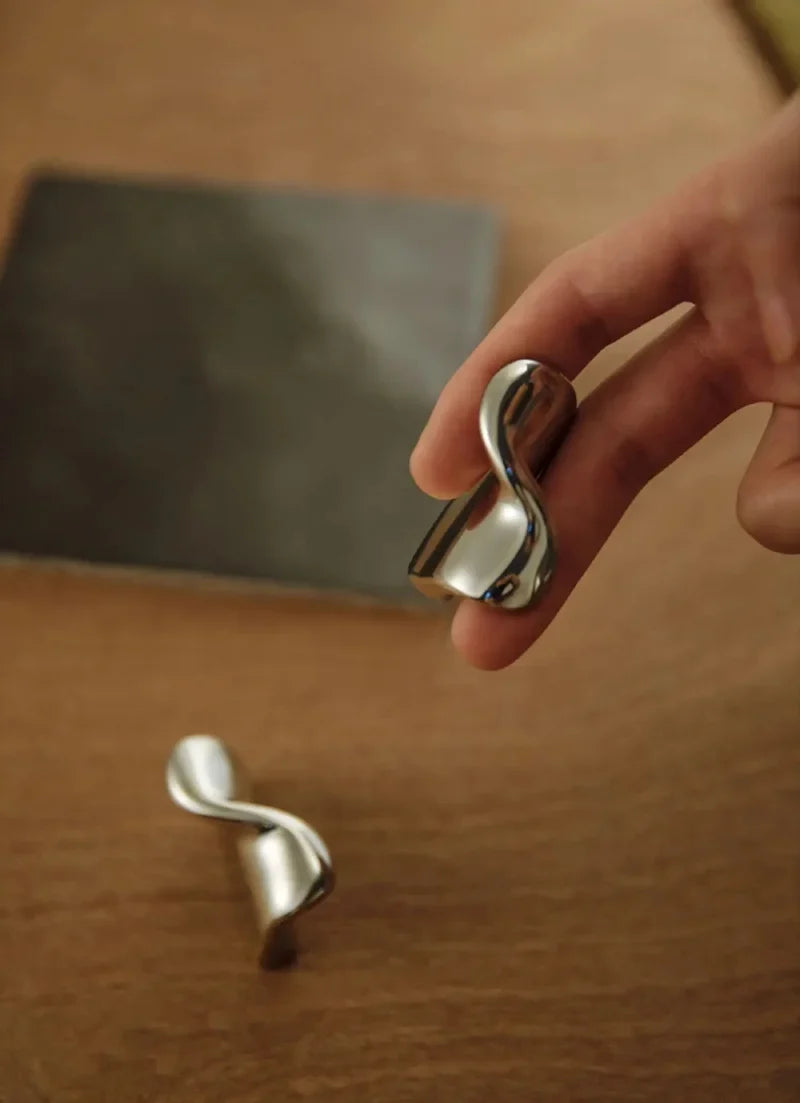 Zen Arc Cabinet Handle