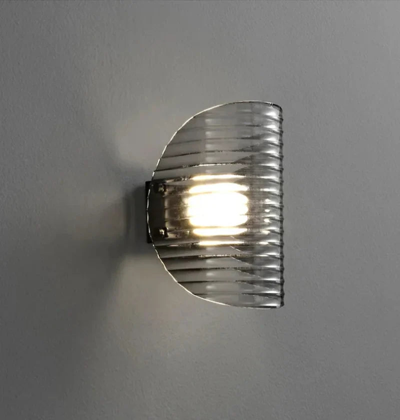 The Obsidian Ray Wall Lamp