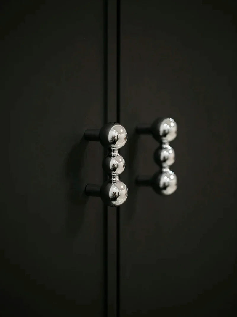 The Nexus Cabinet Knob & Pull