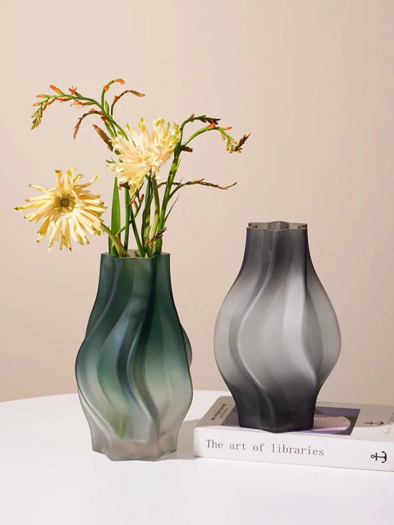 Aurora Ombre Wave Vase