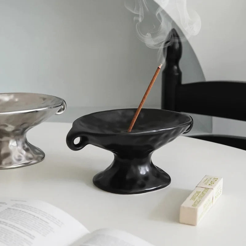 Mercury Pedestal Dish