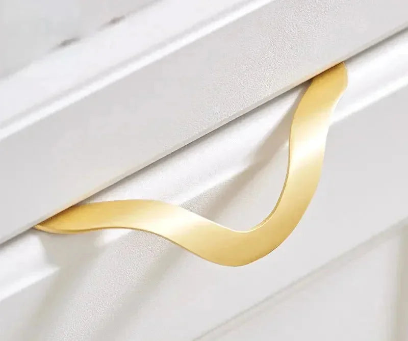 Fluere Cabinet Handles