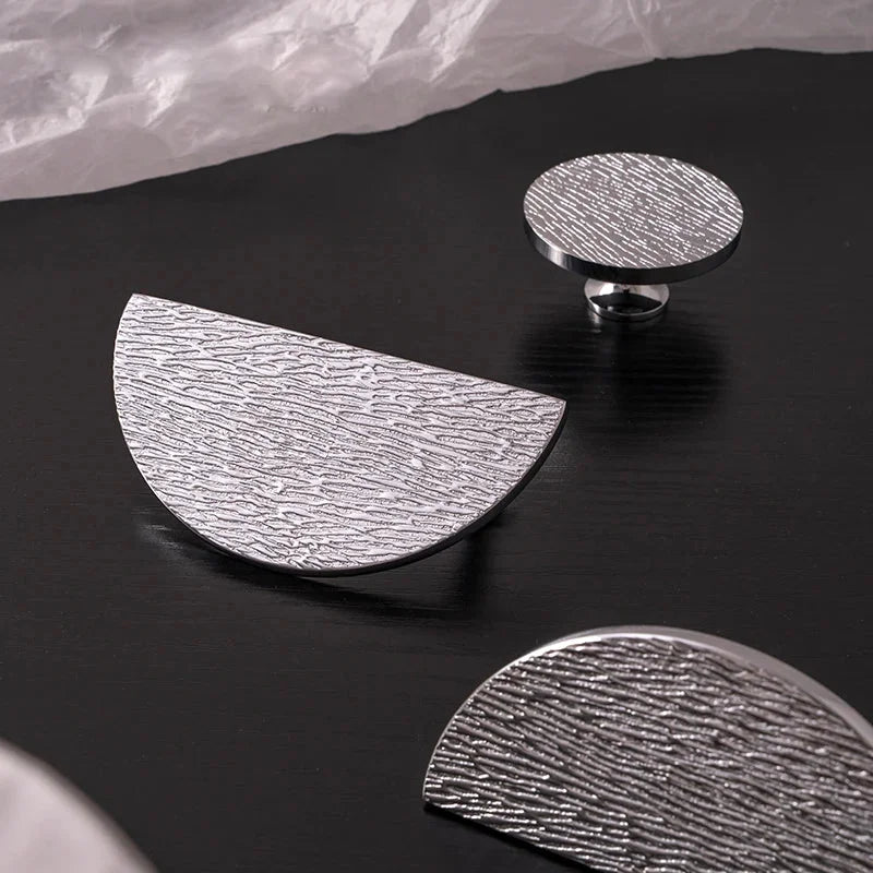 The Rippled Disk Knob
