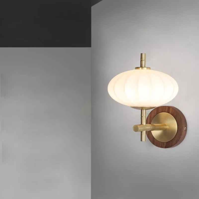 The Aurelia Sconce