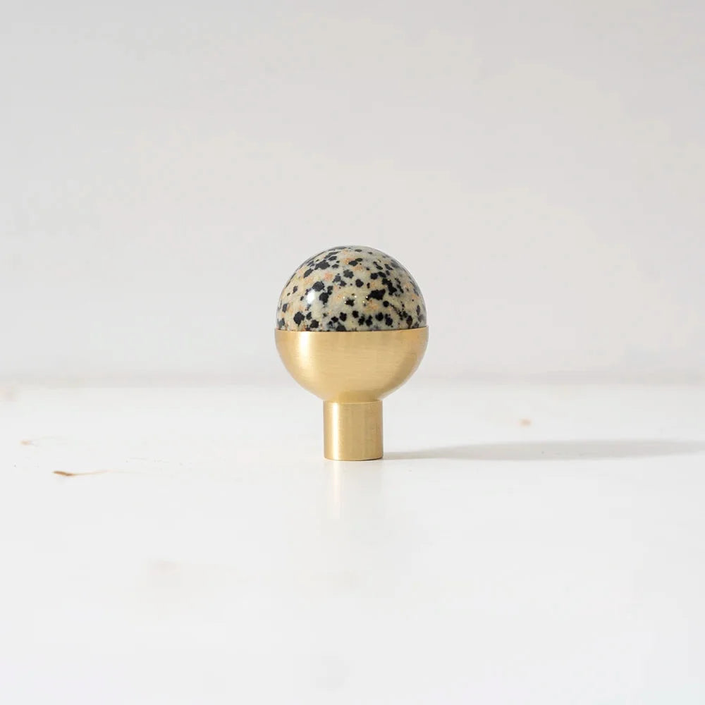 Isolde Gemstone Cabinet Handle