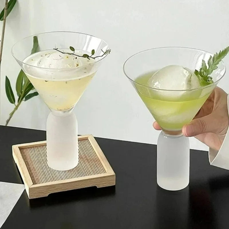 Pedestal Martini Coupe