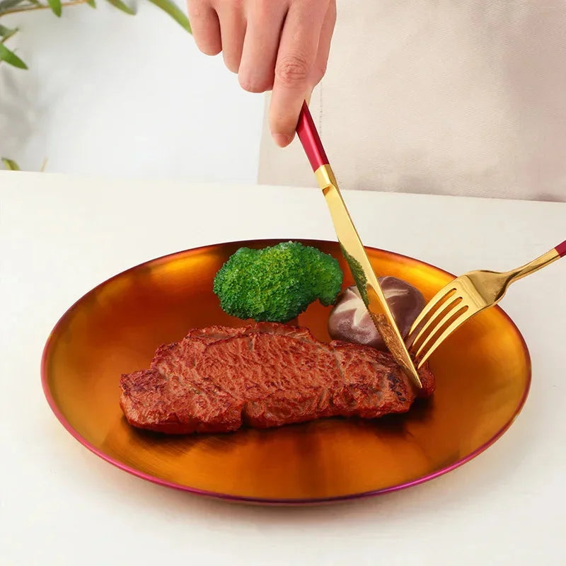 Marais Metallic Dinner Plates
