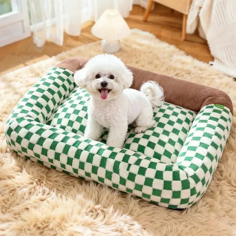 Checker Nest Pet Bed