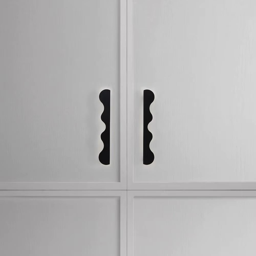 Wave Cabinet Pull